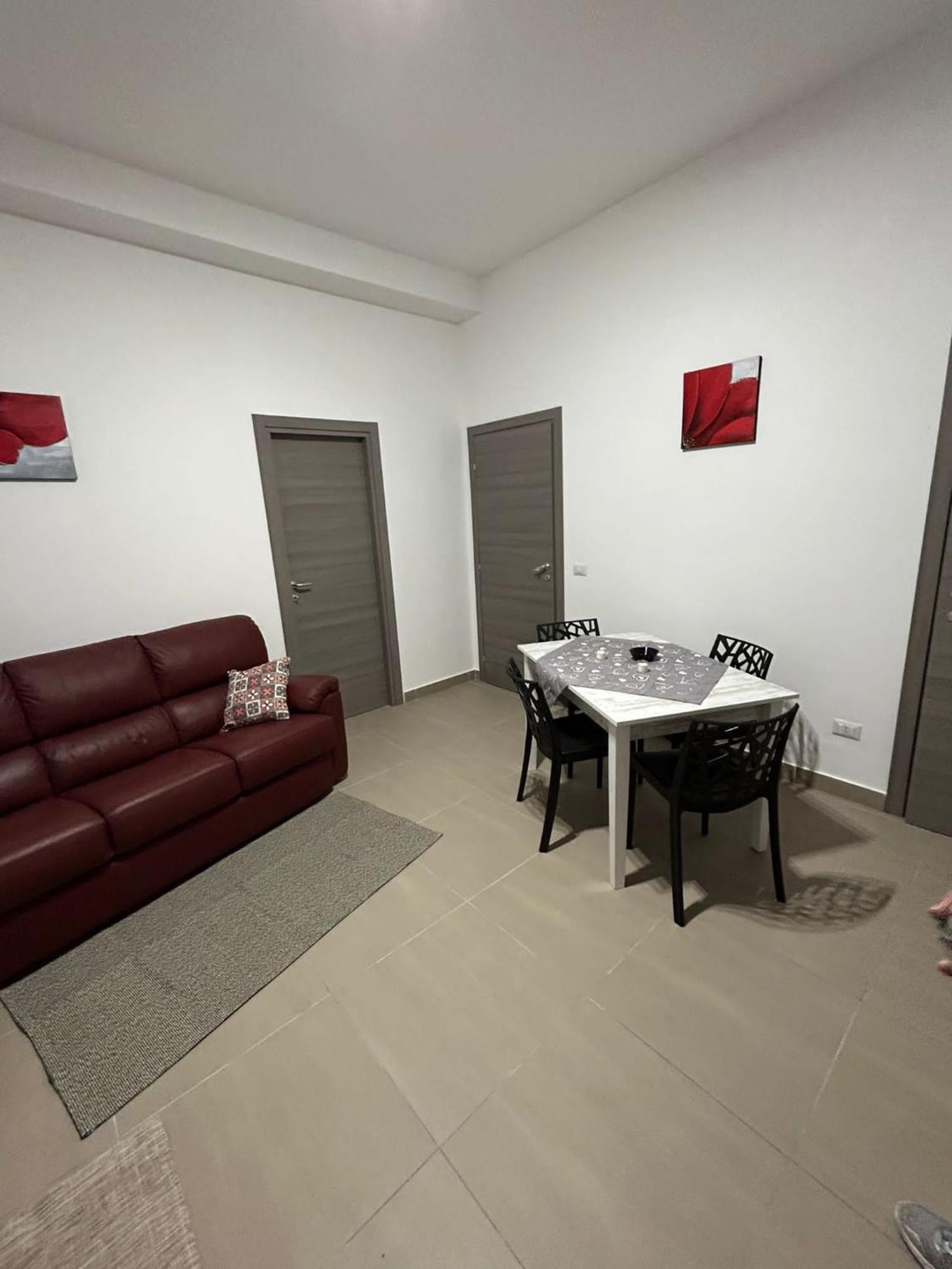 Homeshop Agira Kültér fotó